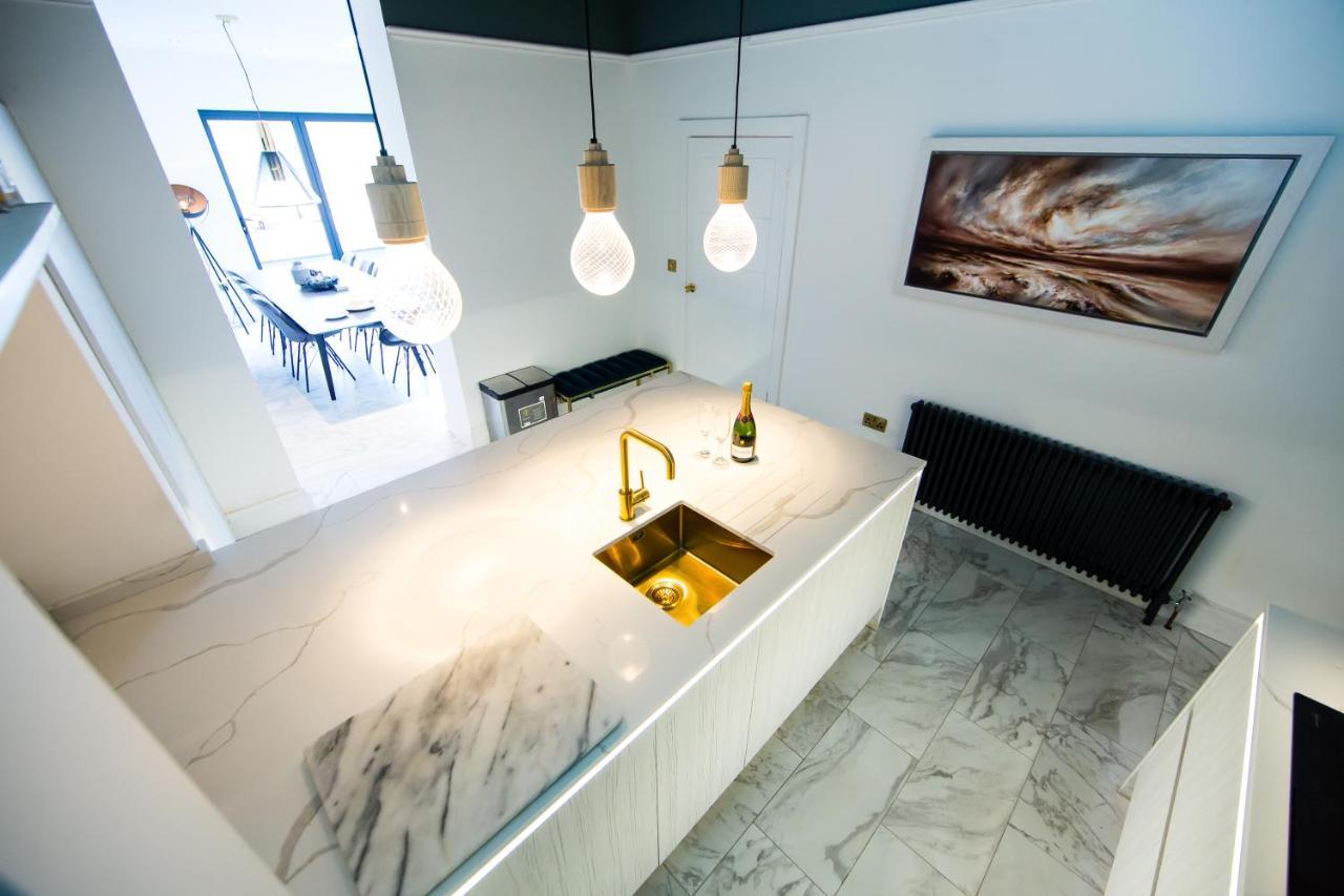 Rounton Villa By Maison Parfaite - Hot Tub - Sea Views - Parking Robin Hood's Bay Exterior photo