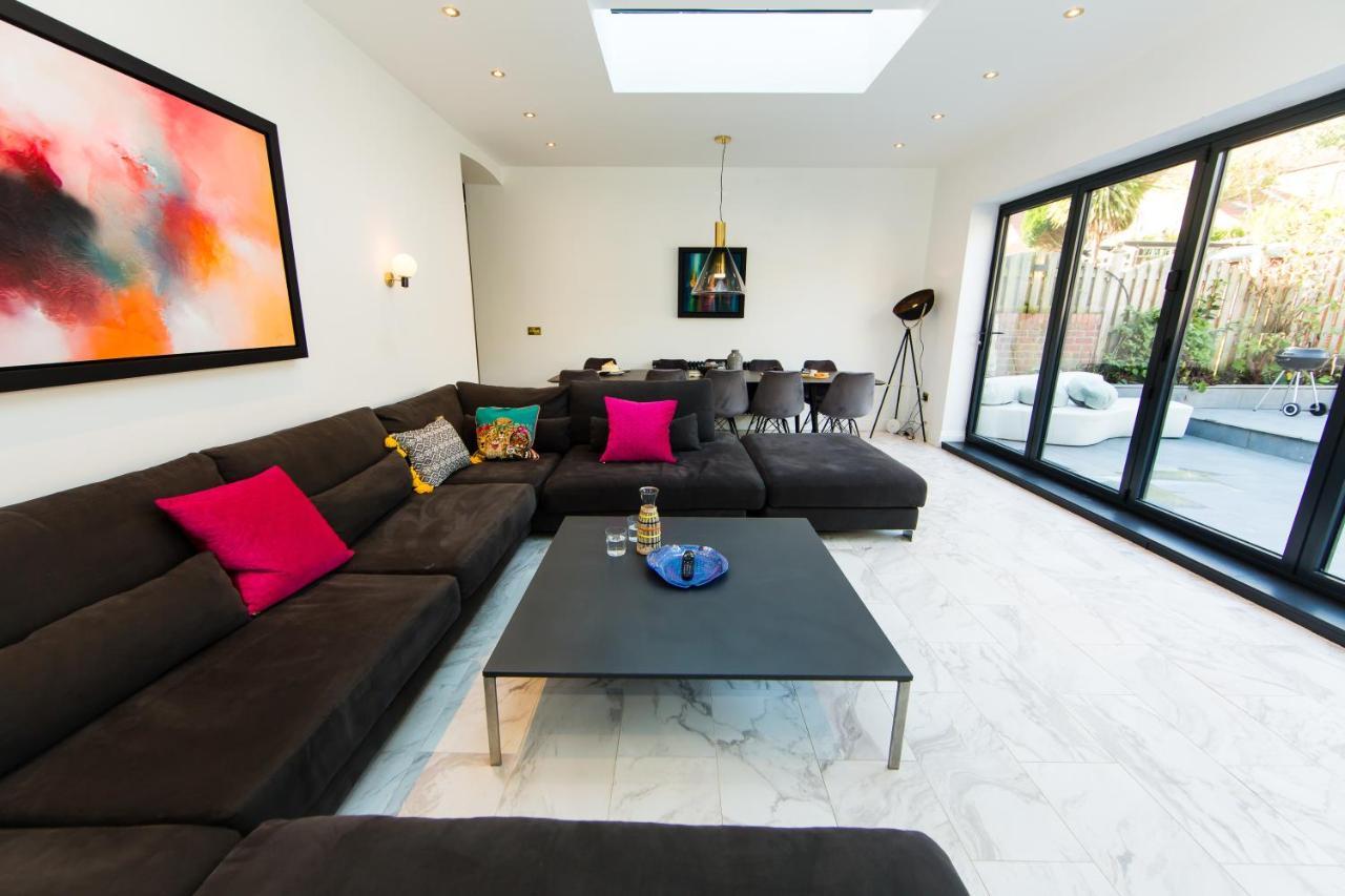 Rounton Villa By Maison Parfaite - Hot Tub - Sea Views - Parking Robin Hood's Bay Exterior photo