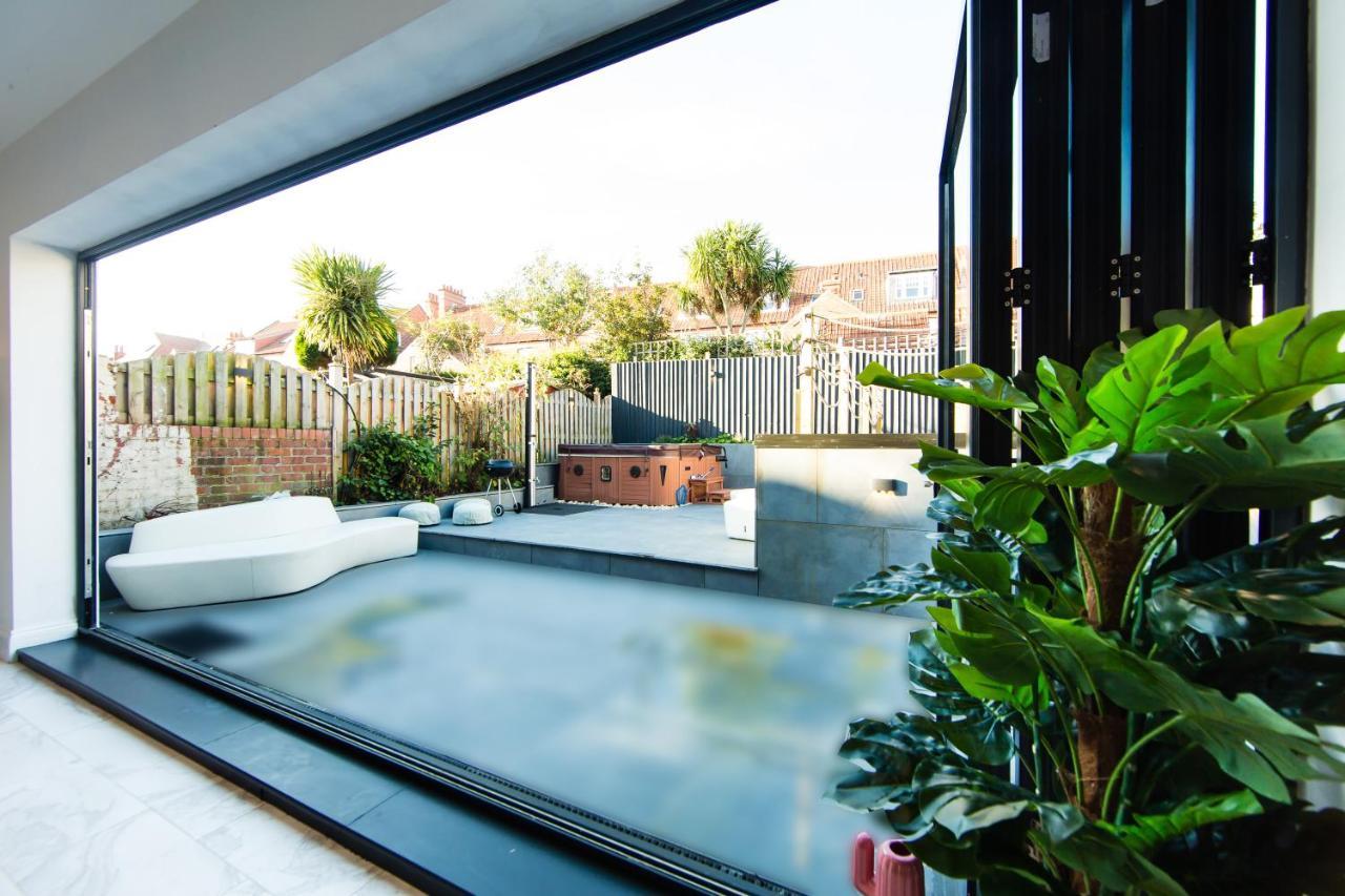 Rounton Villa By Maison Parfaite - Hot Tub - Sea Views - Parking Robin Hood's Bay Exterior photo